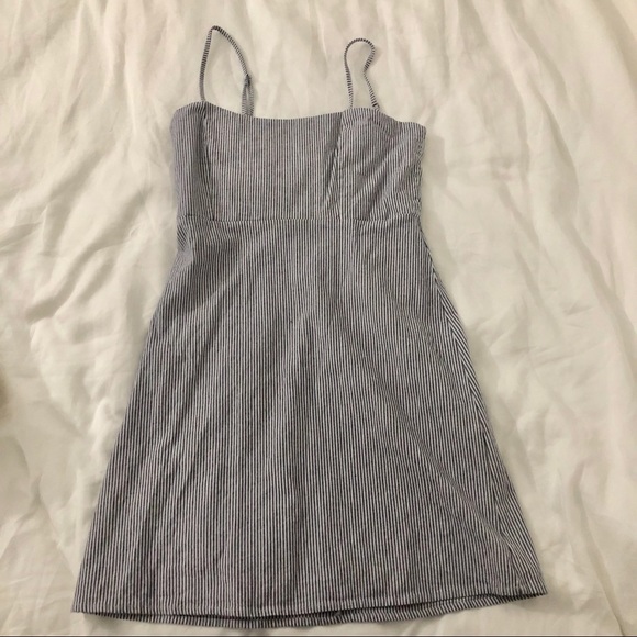 Brandy Melville Karla dress - Picture 3 of 4